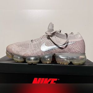 2017 Nike Vapormax String Chrome Sunset Glow Size 10 Used